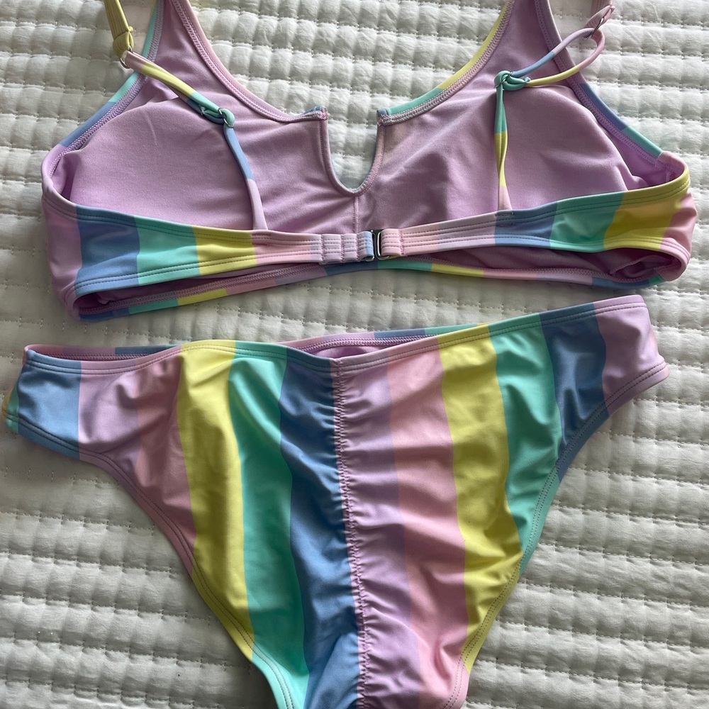 Colorful Striped Summer Bikini Set - Picture 4 of 10